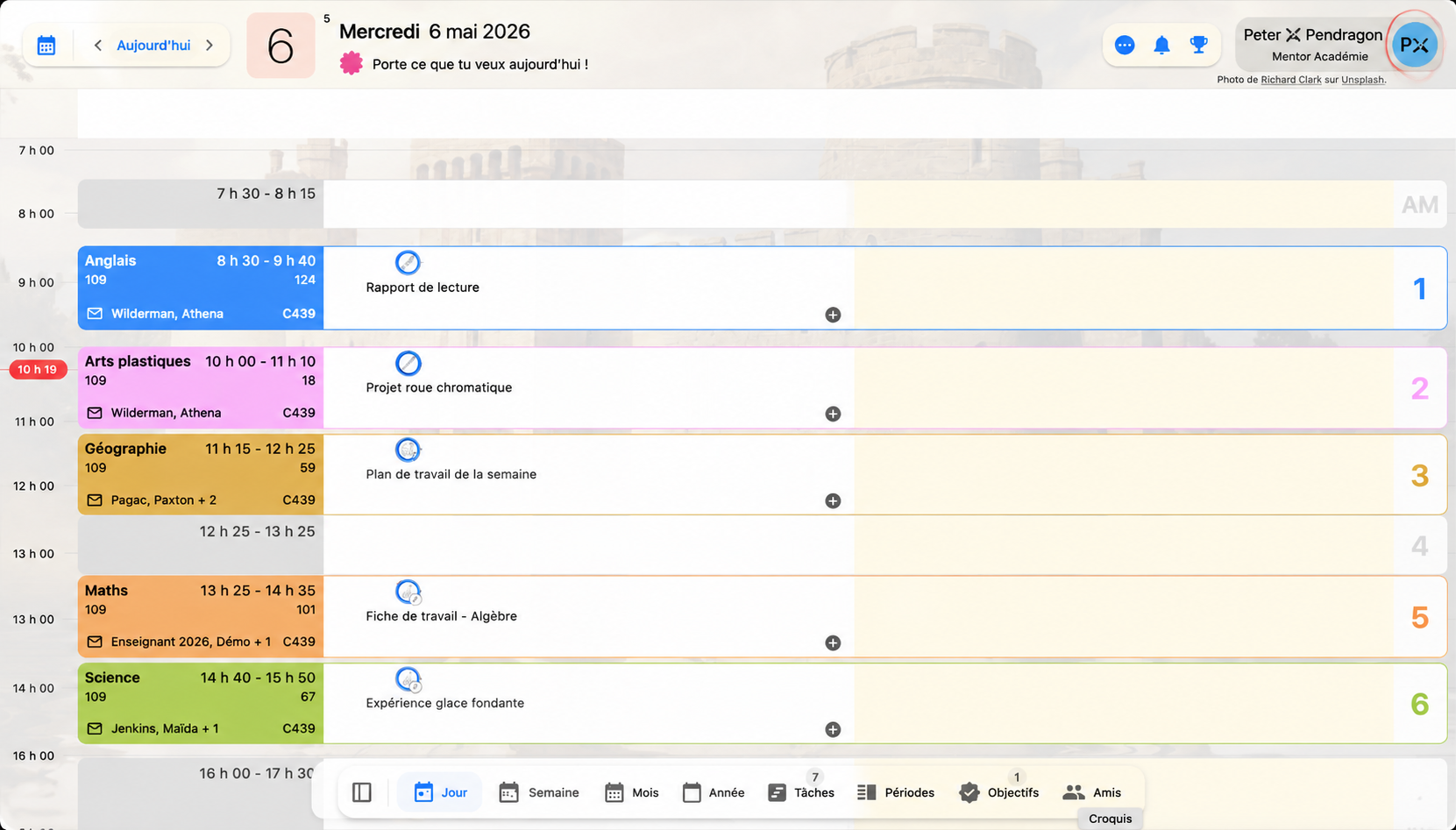 Vue quotidienne de Studyo avec les travaux scolaires